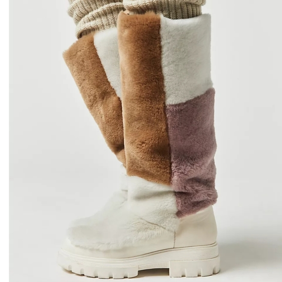 Free People Genuine Shearling Winter Boots Colorblock Chunky Sole 7.5 New